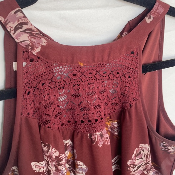 Burgundy Flower Dress - Picture 3 of 5